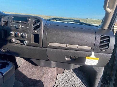 Used 2010 Chevrolet Silverado 1500 LT w/ Power Pack Plus image 14