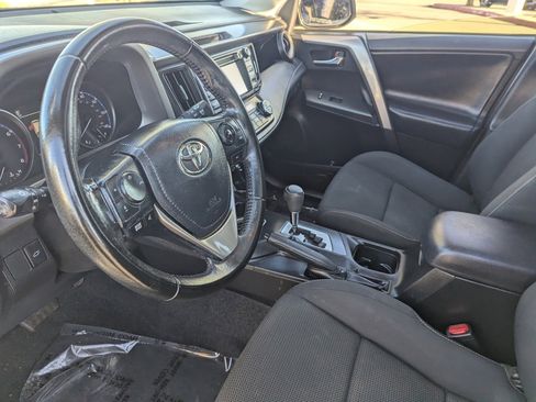 Used 2018 Toyota RAV4 XLE image 16