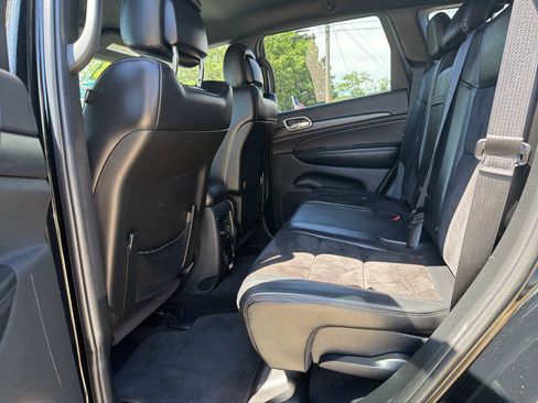 Used 2018 Jeep Grand Cherokee Altitude AWD/4WD image 52