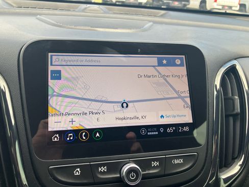Used 2022 Chevrolet Equinox RS w/ RS Leather Package FWD image 24