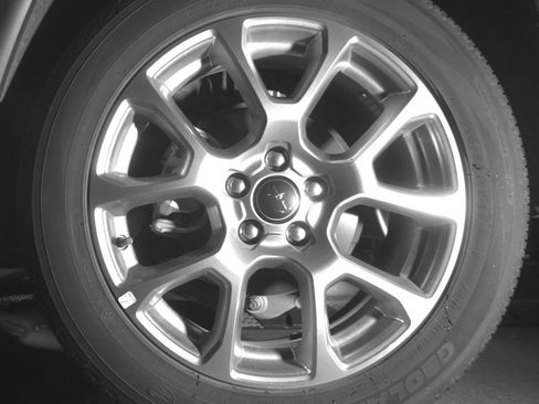 Used 2025 Jeep Compass Limited image 14