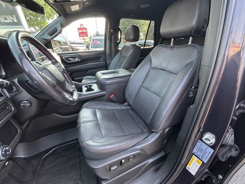 Used 2022 Chevrolet Tahoe RST w/ Luxury Package AWD/4WD image 8
