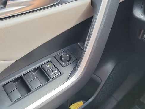 Certified 2020 Toyota RAV4 XLE FWD image 27