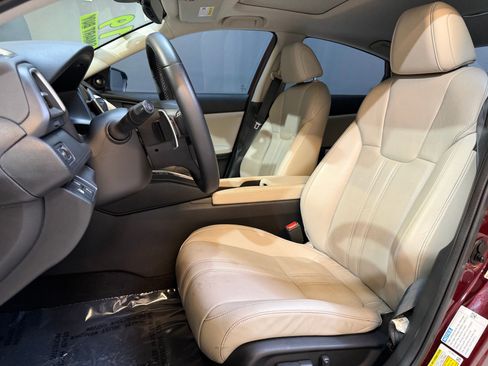 Used 2019 Honda Insight Touring image 5