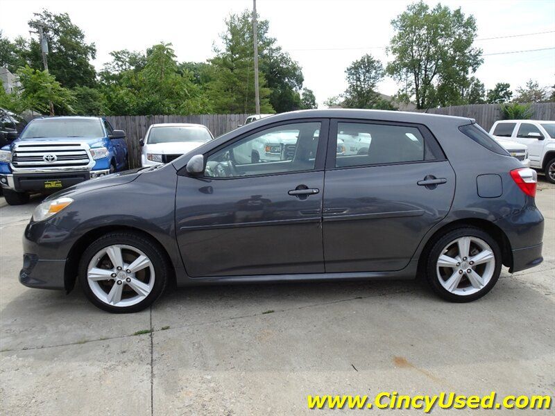 Used 2010 Toyota Matrix S w/ Sport Pkg FWD image 9