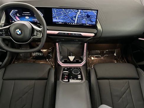 Used 2026 BMW X3 xDrive30 w/ Convenience Package AWD/4WD image 3