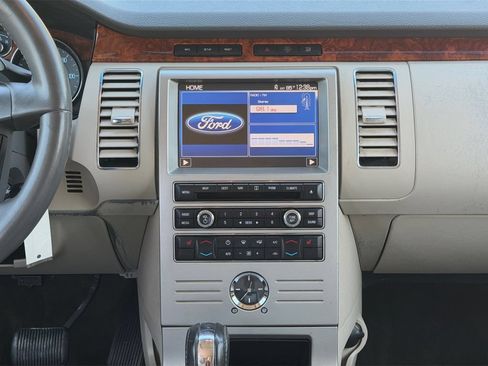 Used 2011 Ford Flex Limited w/ Rapid Spec Order Code AWD/4WD image 21
