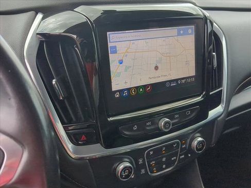 Used 2020 Chevrolet Traverse RS FWD image 21