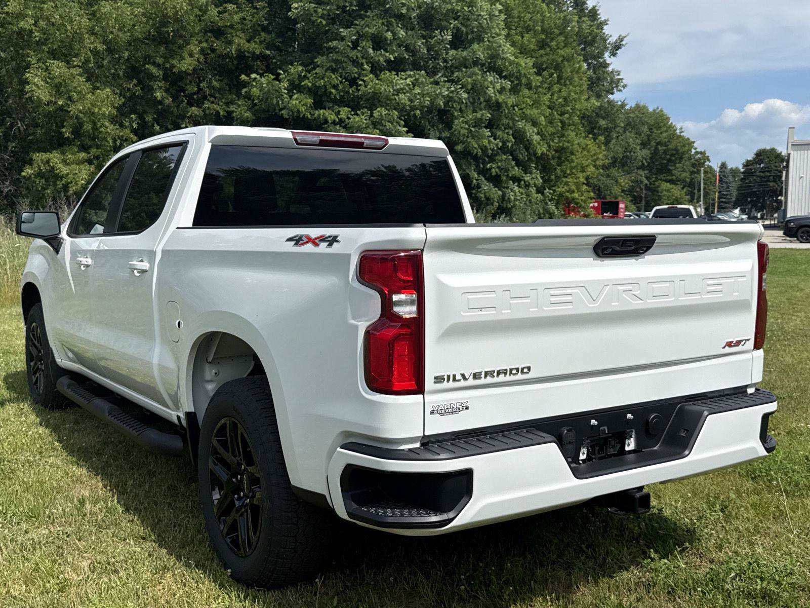 New 2026 Chevrolet Silverado 1500 RST w/ RST Select Package AWD/4WD image 12