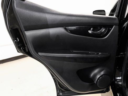 Used 2019 Nissan Rogue Sport SL w/ Premium Package image 51