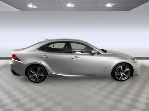 Used 2019 Lexus IS 300 w/ Premium Package RWD image 8
