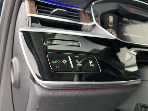 Used 2023 Audi A8 L 3.0T w/ Executive Package image 23