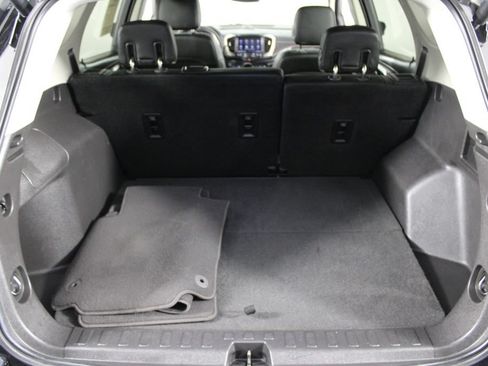 Used 2019 GMC Terrain Denali w/ Advanced Safety Package FWD image 14