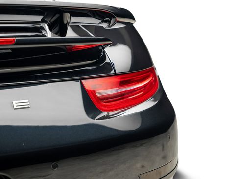 Used 2015 Porsche 911 Turbo S AWD/4WD image 18