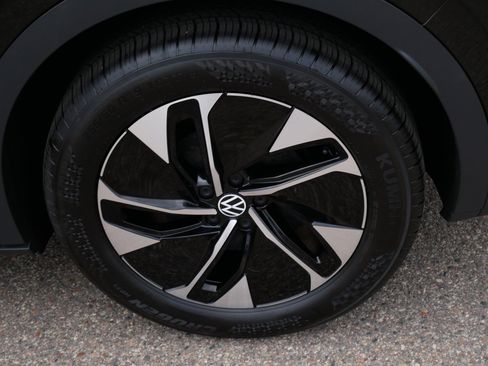 Used 2022 Volkswagen ID.4 Pro S RWD image 15