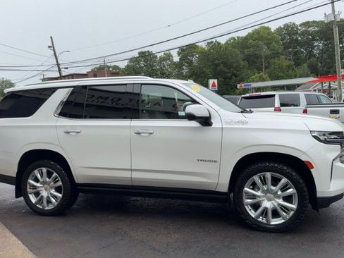 Used 2021 Chevrolet Tahoe High Country w/ Premium Package AWD/4WD image 5