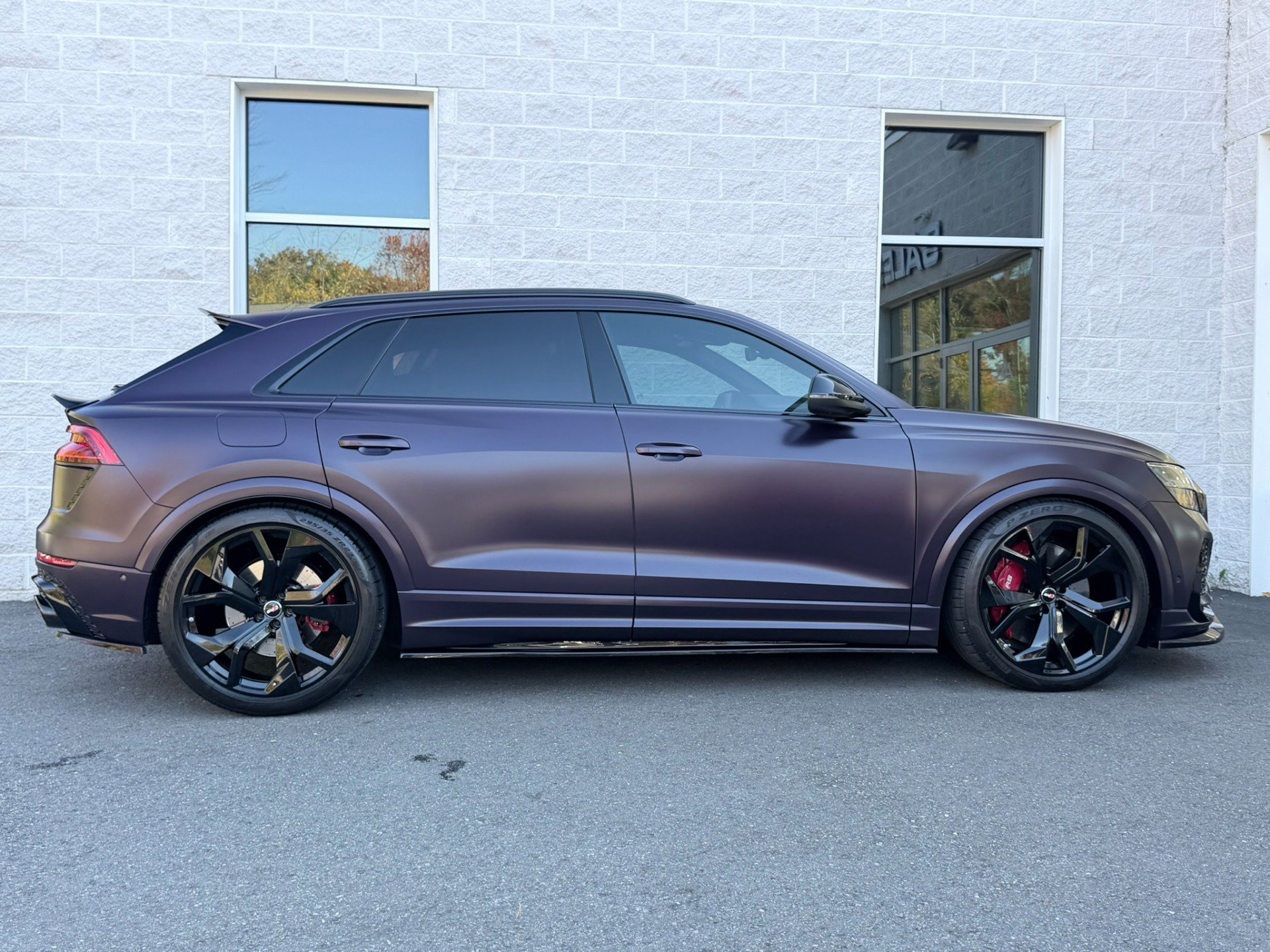 Used 2022 Audi RS Q8 AWD/4WD image 45