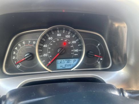 Used 2013 Toyota RAV4 XLE AWD/4WD image 10