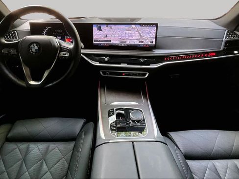 Certified 2025 BMW X5 sDrive40i w/ Climate Comfort Package RWD image 15