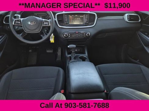Used 2019 Kia Sorento L image 29