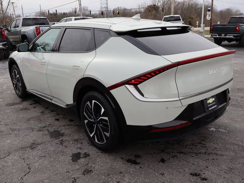 Used 2022 Kia EV6 Wind image 39