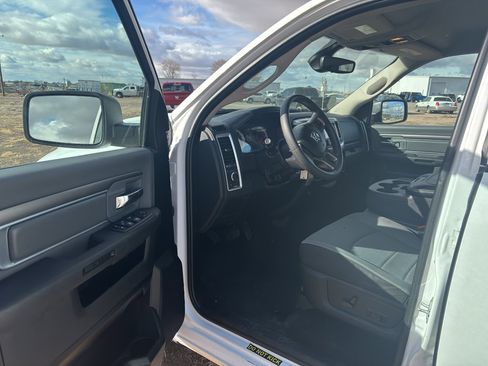 Used 2022 RAM 1500 Classic SLT w/ Protection Group image 21