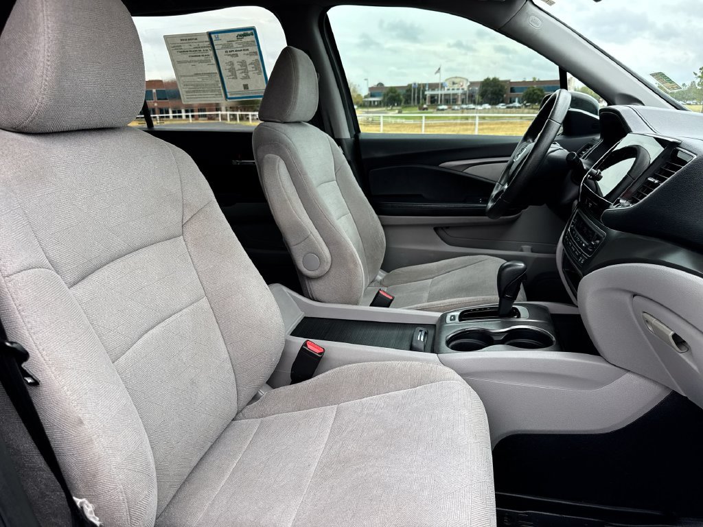 Used 2020 Honda Pilot EX image 24