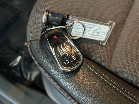 Used 2025 Buick Encore GX Preferred FWD image 21