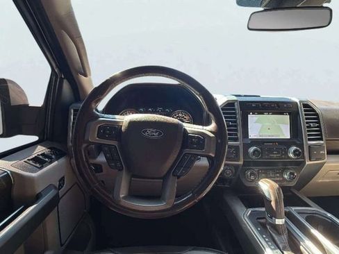 Used 2019 Ford F150 Limited w/ Trailer Tow Package image 13