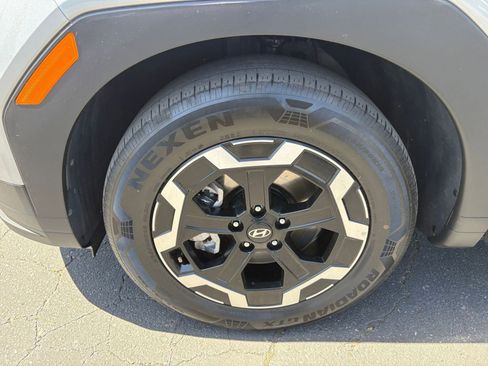 Used 2025 Hyundai Santa Fe SEL FWD image 34