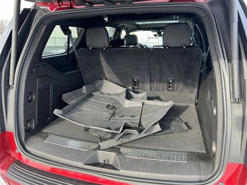 Used 2021 Chevrolet Suburban High Country image 20