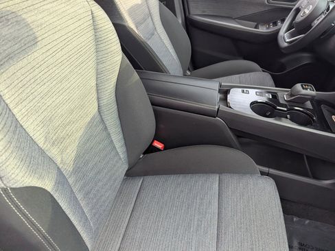 Certified 2023 Nissan Rogue SV image 11