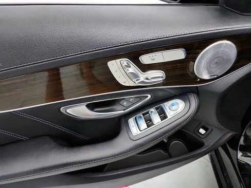 Used 2017 Mercedes-Benz C 63 AMG Sedan image 21