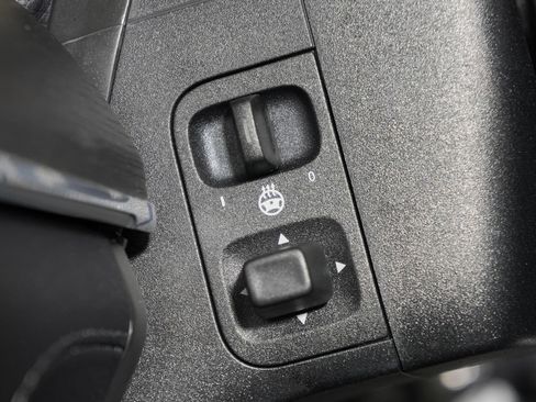 Certified 2025 Mercedes-Benz GLE 580 4MATIC image 23