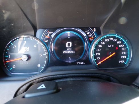 Used 2017 Chevrolet Tahoe Premier AWD/4WD image 25