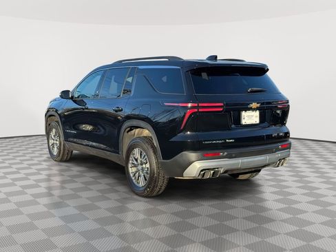 Used 2026 Chevrolet Traverse LT AWD/4WD image 5
