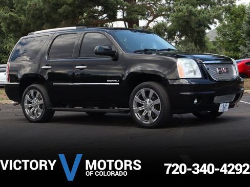 Used 2012 GMC Yukon Denali AWD/4WD image 1