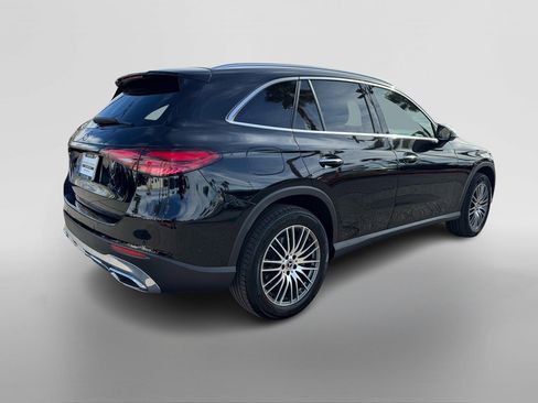 Certified 2025 Mercedes-Benz GLC 300 image 5