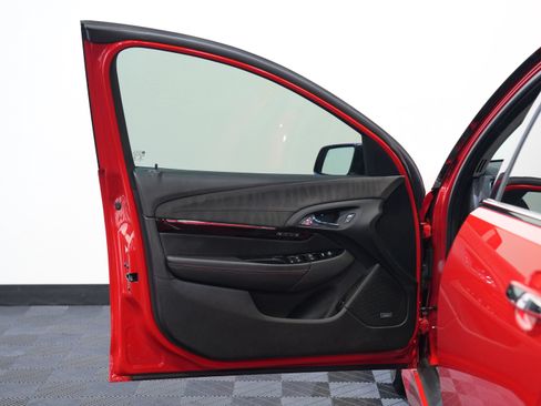 Used 2017 Chevrolet SS RWD image 21