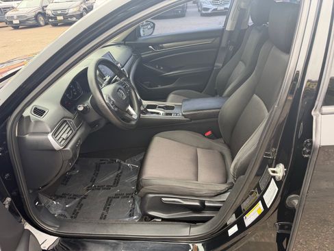 Used 2020 Honda Accord LX image 16