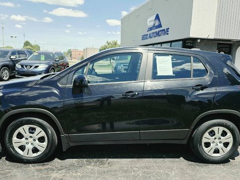 Used 2016 Chevrolet Trax LS FWD image 3