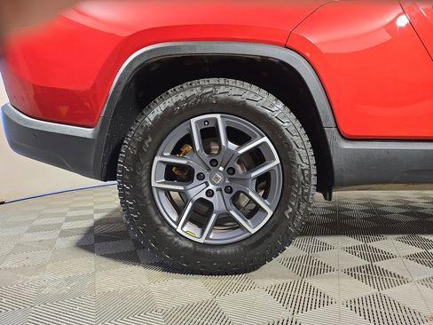 Used 2022 Rivian R1T Launch Edition image 12