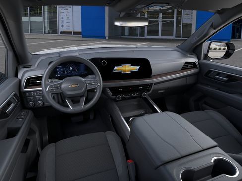 New 2026 Chevrolet Suburban LS AWD/4WD image 39