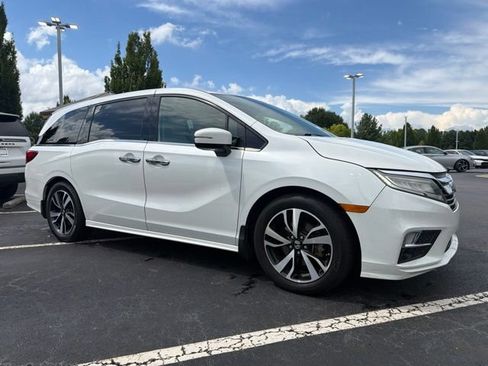 Used 2020 Honda Odyssey Elite image 4