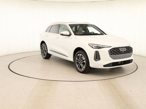 New 2026 Audi Q5 Premium image 10