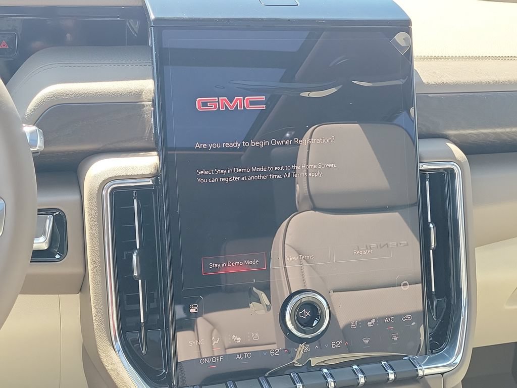 New 2026 GMC Yukon Denali w/ Denali Reserve Package AWD/4WD image 14