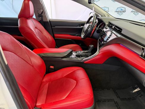 Used 2019 Toyota Camry XSE FWD image 26