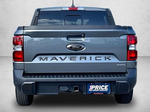 Used 2024 Ford Maverick Lariat w/ Black Appearance Package image 4