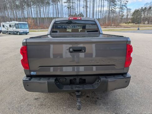 Used 2016 Toyota Tundra SR5 image 6