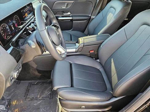 Certified 2025 Mercedes-Benz GLA 250 image 15